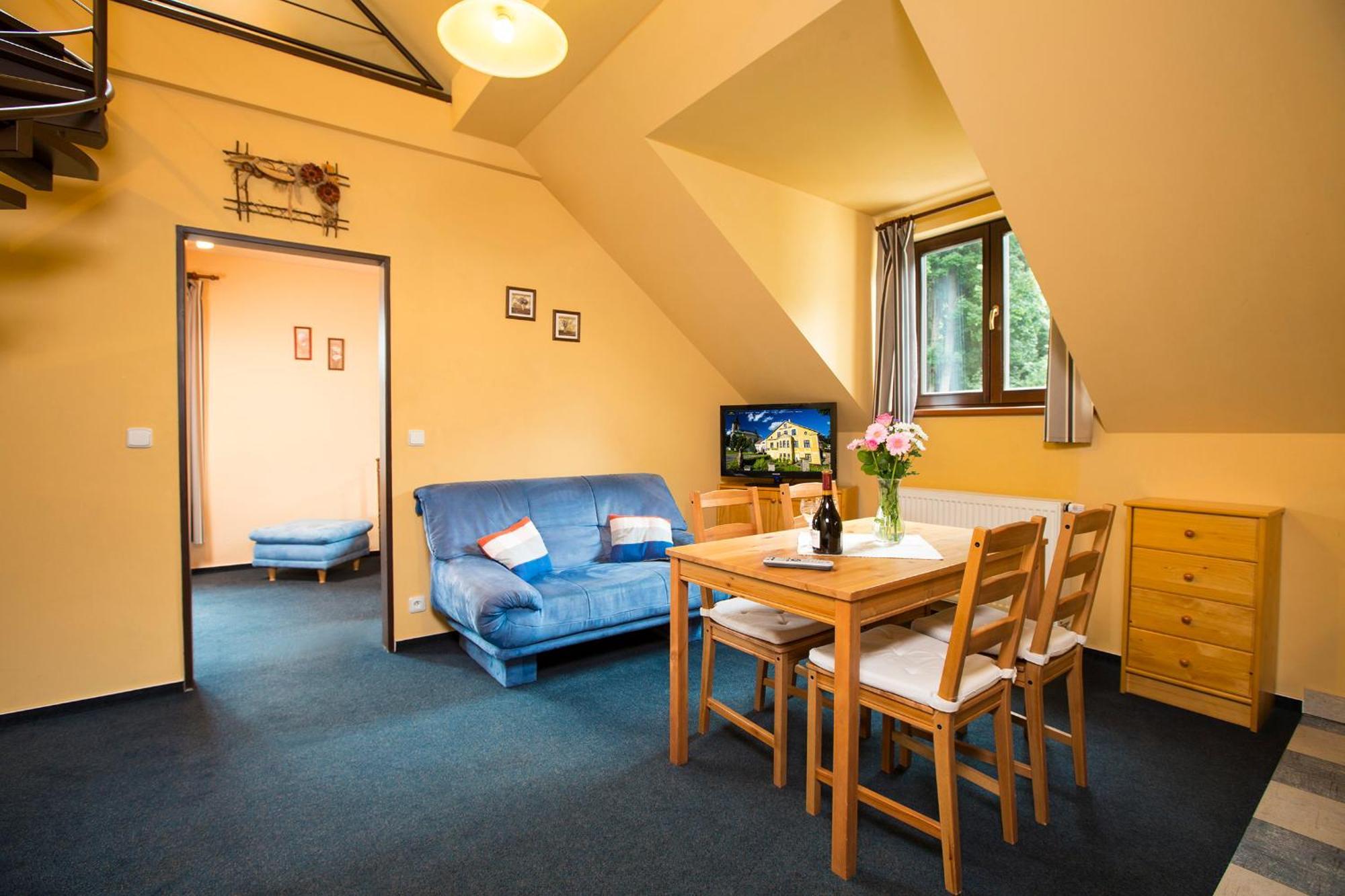 Yellow Ski Apartments Rokytnice nad Jizerou Bilik gambar